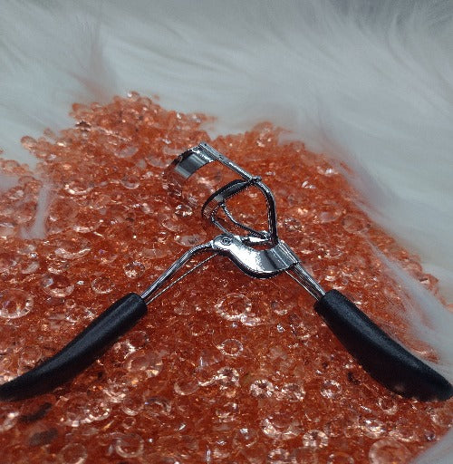 Eyelash Curler: Unleash the Lash Drama! ποΈβ¨