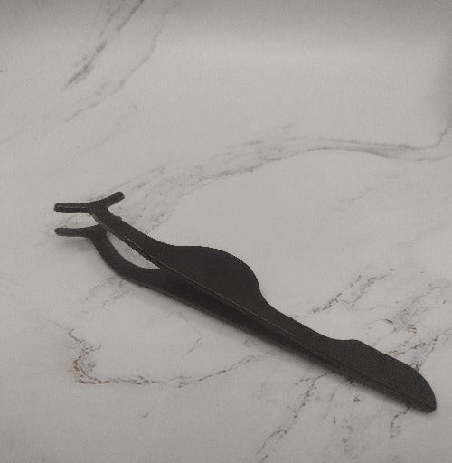 Eyelash Applicator